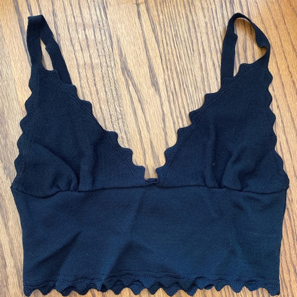 Black Zara Cropped Top - Picture 1 of 3